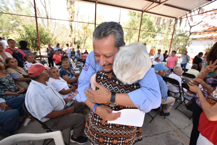 Adultos Mayores (1).jpeg