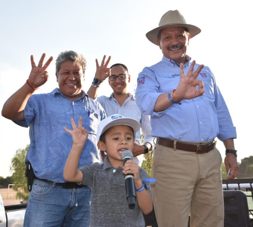 Tres Años Más (1).jpeg