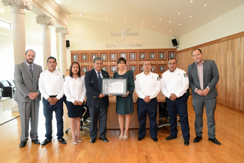 RECONOCEN A PROTECCIÓN CIVIL (1)