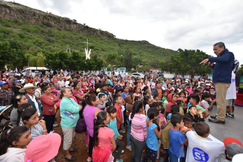 Recorrido por comunidades (1)