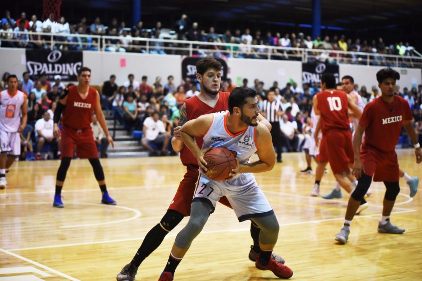ENCUENTRO DE SELECCIONES DE BÁSQUETBOL (5).JPG