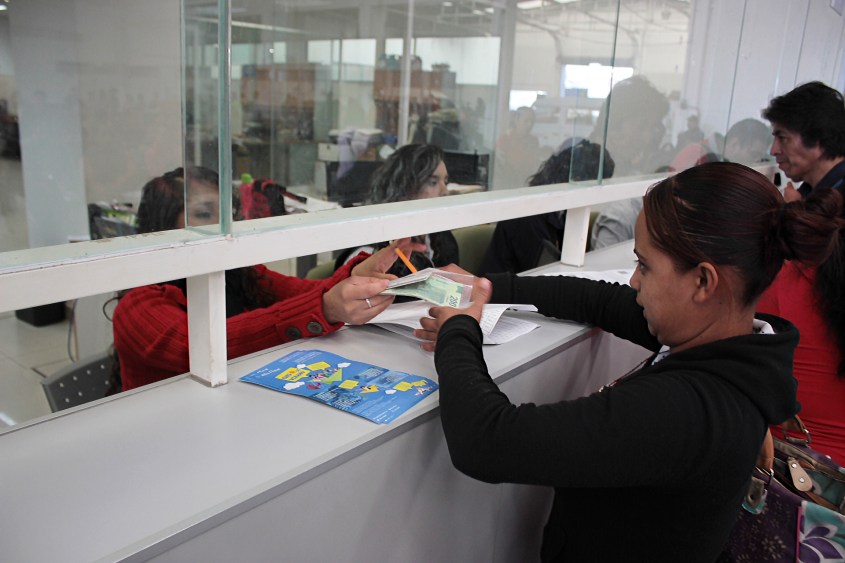 Entrega de becas (1).JPG