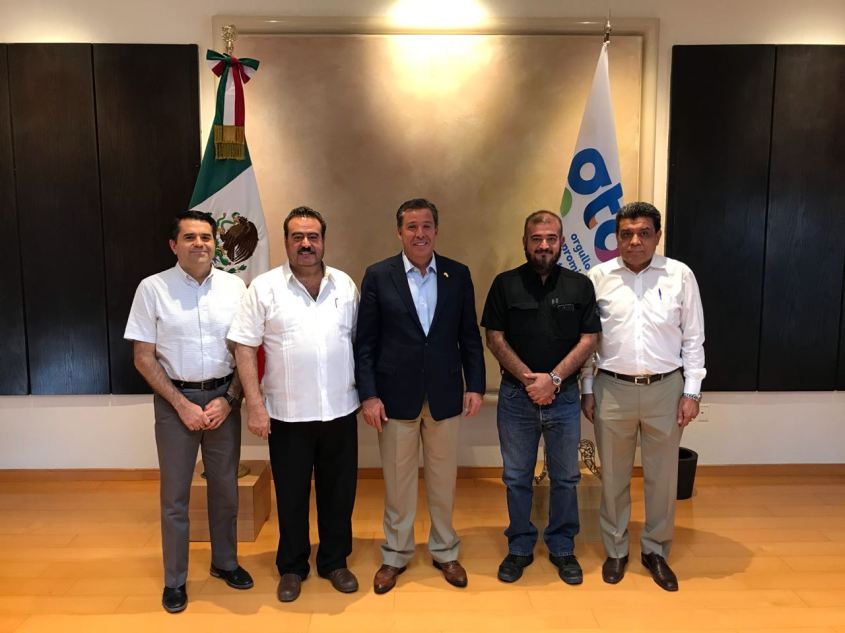 ReuniÃ³n Gobernador con Alcalde SFR.jpg