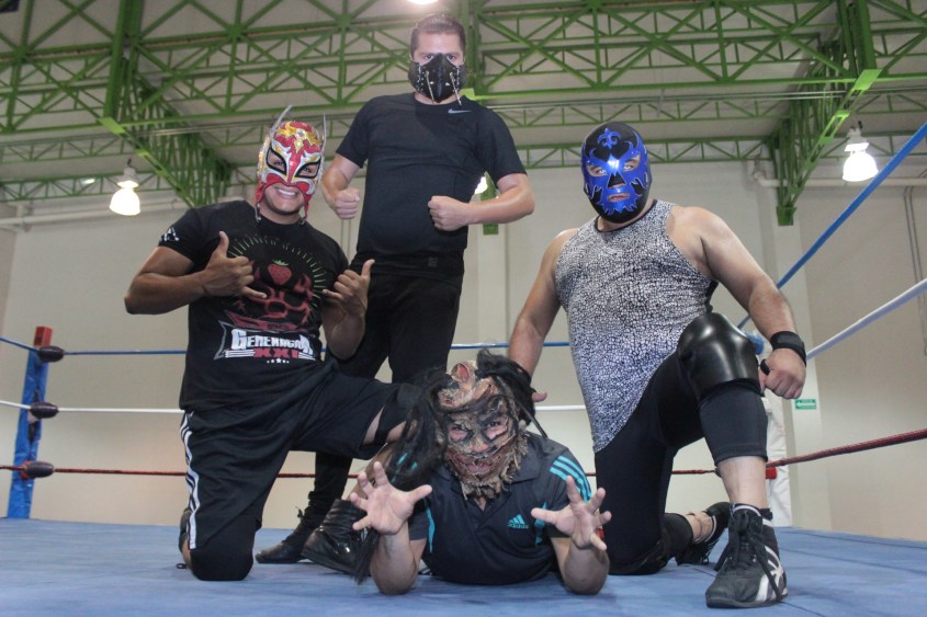 LUCHA LIBRE ORGULLO POLICIAL (2).JPG