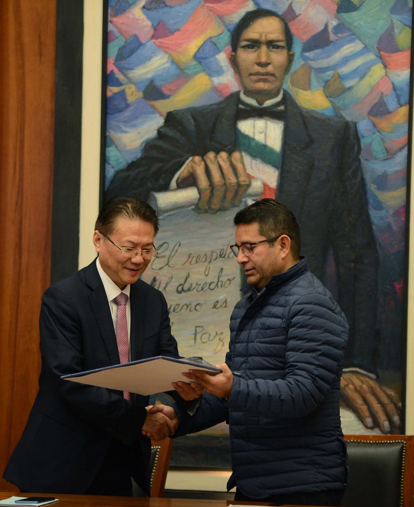 HERMANAMIENTO CHANGZHOU IRAPUATO (3).JPG