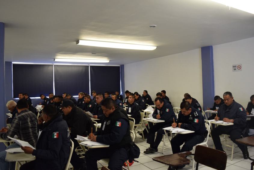 ASCENSOS POLICÍAS (4).JPG