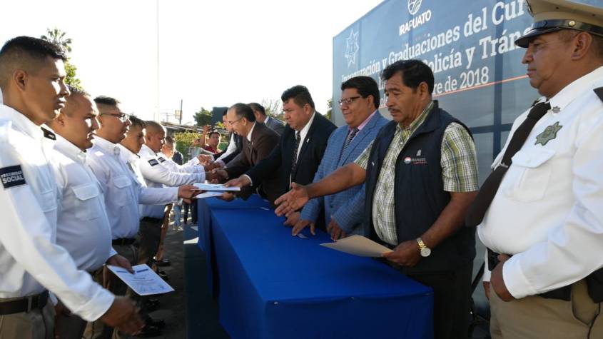 GRADUACIÓN POLICÍAS Y TRÁNSITOS (6).jpeg