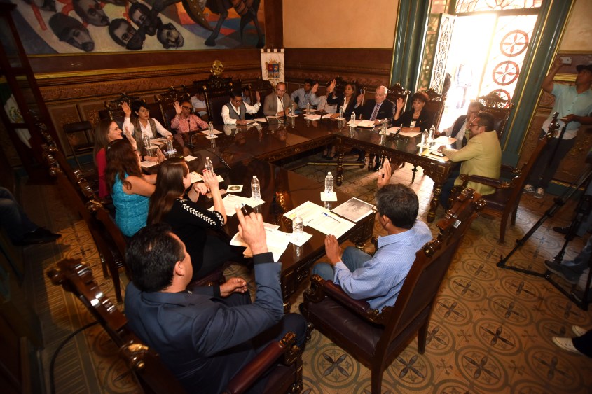 SESIÓN 99 ORDINARIA (2).JPG