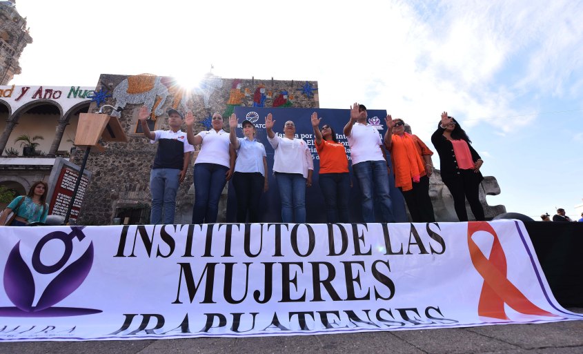 marcha contra la violencia a la mujer (1).JPG
