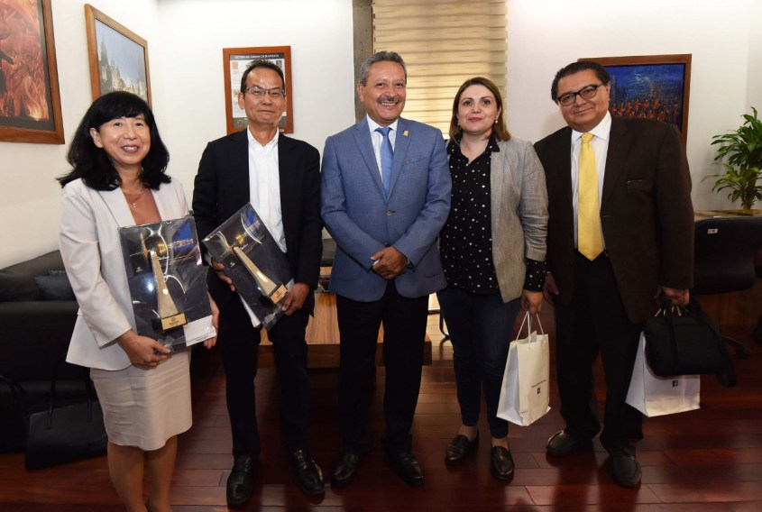 Reunión Japoneses.jpeg