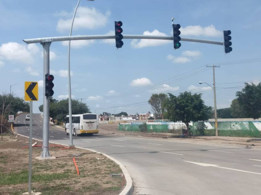 Semáforos Inteligentes (4).jpeg